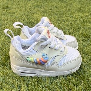 Toddler Nike Air Max 1 White Sneakers with Rainbow lace swoosh